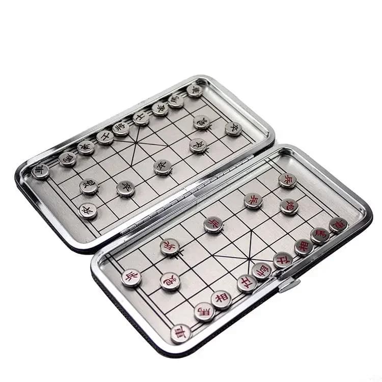 2024 mini scacchi magnetici tascabili in stile cinese set di scacchi pieghevoli stereoscopici gite d'affari viaggi facile da trasportare outfit per scacchi