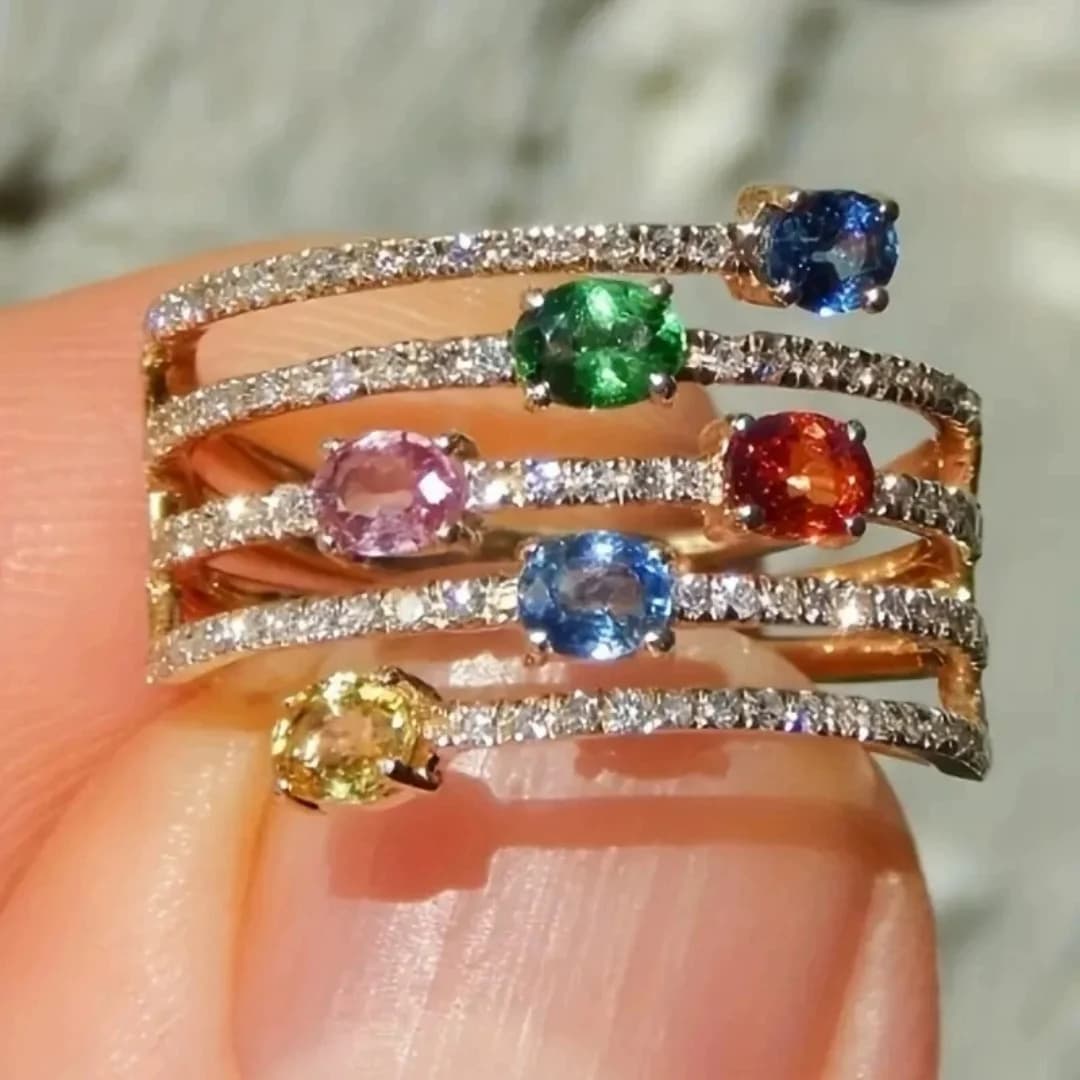 Female Luxury Crystal Rainbow Zircon Small Stone Ring Vintage Gold Color Wedding Jewelry For Women