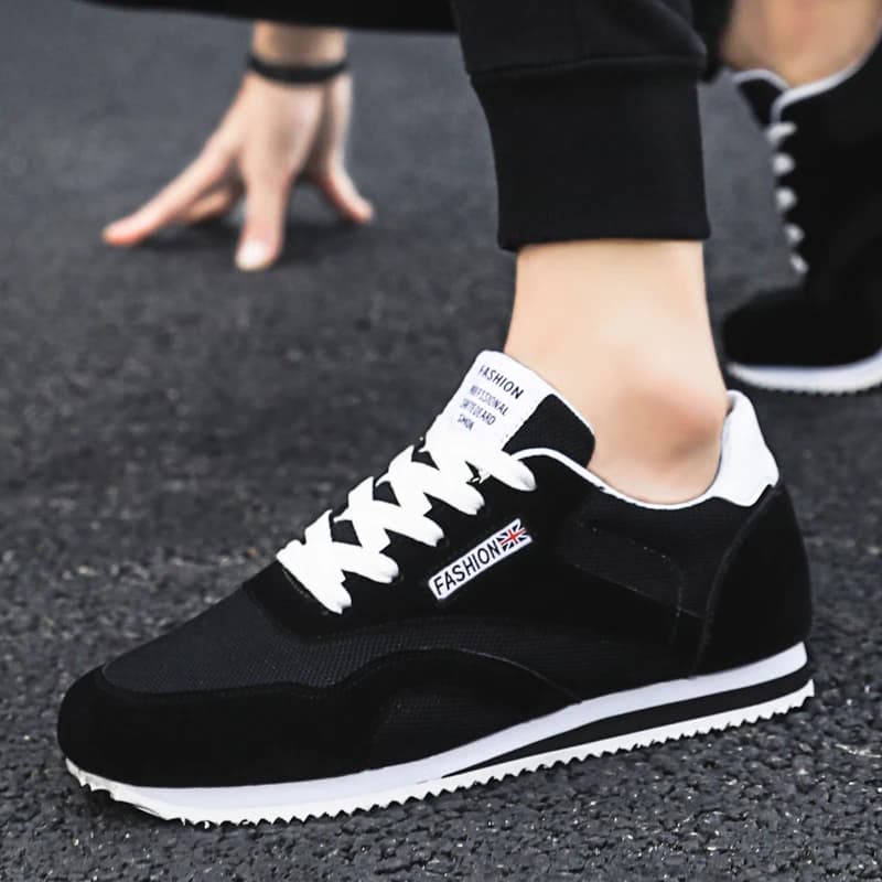 Scarpe da ginnastica Scarpe da uomo nuove scarpe da uomo estive nuove scarpe da ginnastica in mesh escursionismo casual suola morbida scarpe da jogging moda Zapatillas Hombre