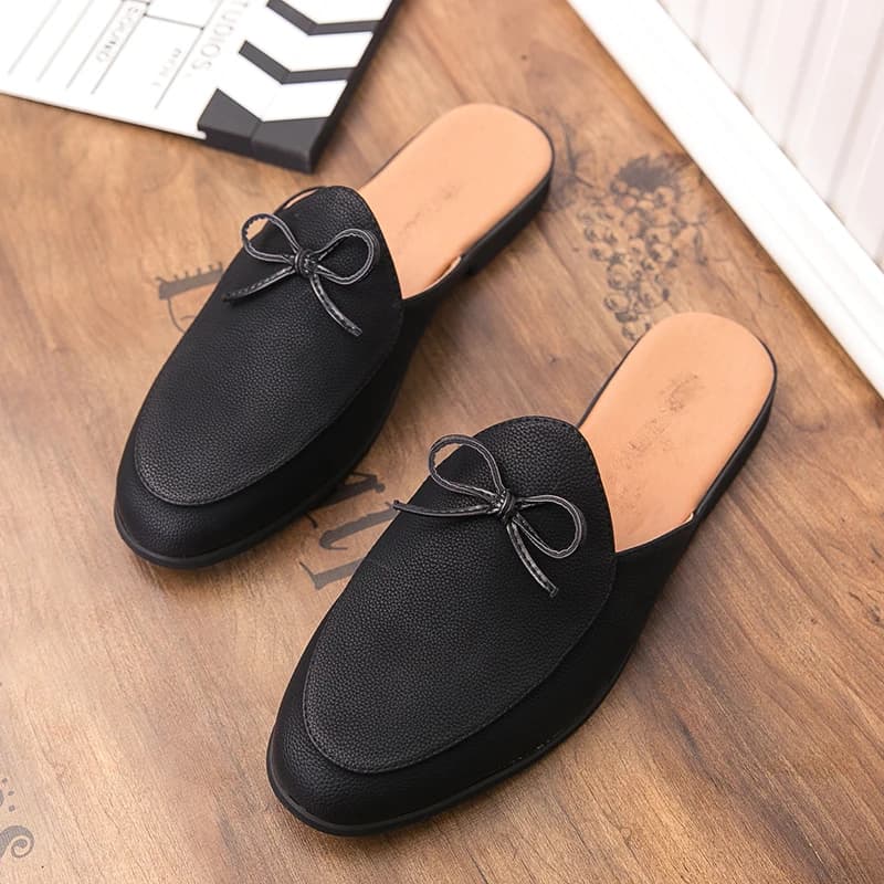 Mocassini Bianchi da Uomo, Scarpe Casual di Design, Ciabatte di Lusso Nere 2026