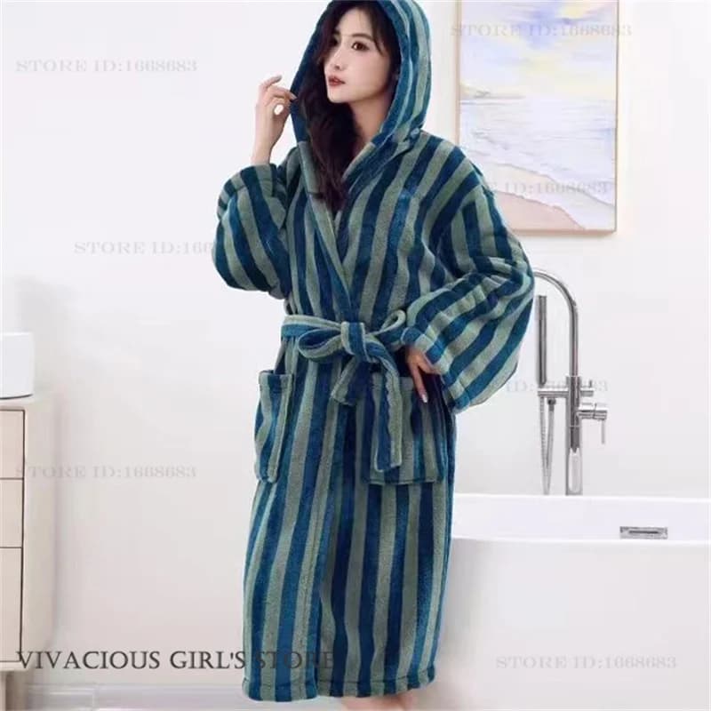 Coral Fleece Stripe Donna Abito lungo Abito da casa Inverno Addensare Accappatoio con cappuccio Kimono Abito da notte Flanella allentata Abbigliamento da notte