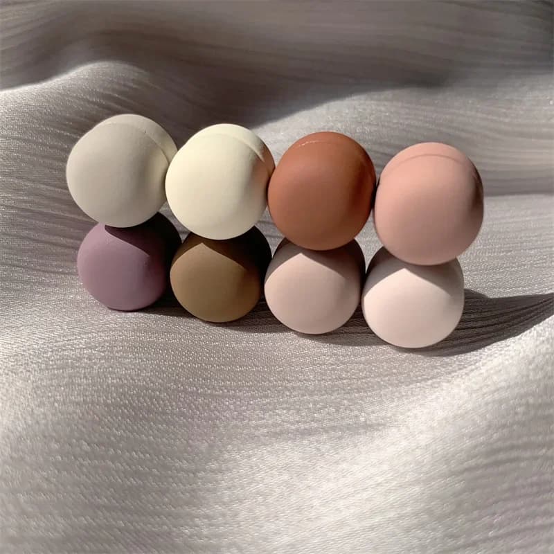 Creative Macaroon Style Magnetic Buttons Scarves Pins Kerchief Pins Shawl Holder Woman Clothing Accessories