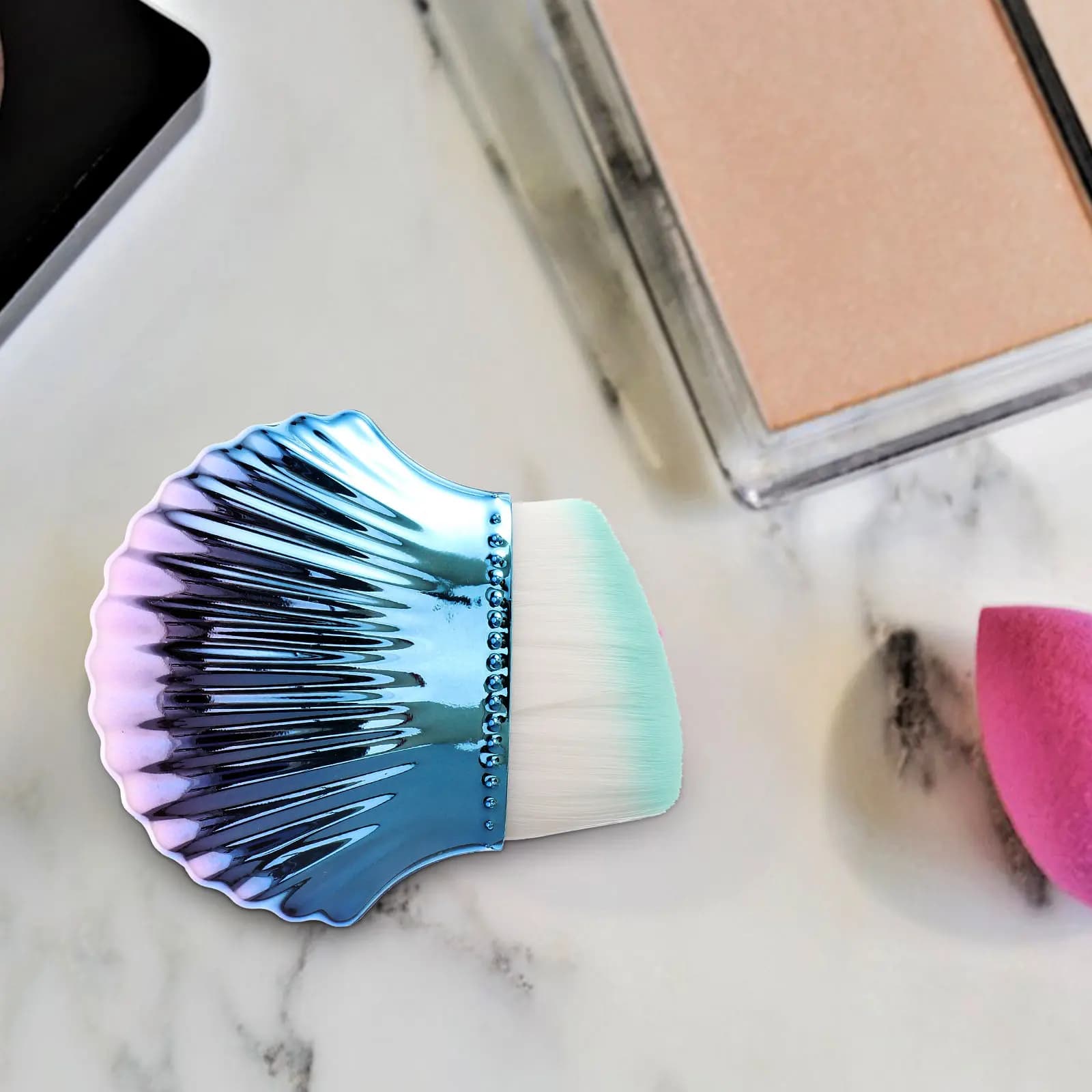 2 Nail Polish Brushes, Small Brushes for Fondotinta and Blush, with Ergonomic Handle, Makeup Accessories, for Free Powder Cleaning