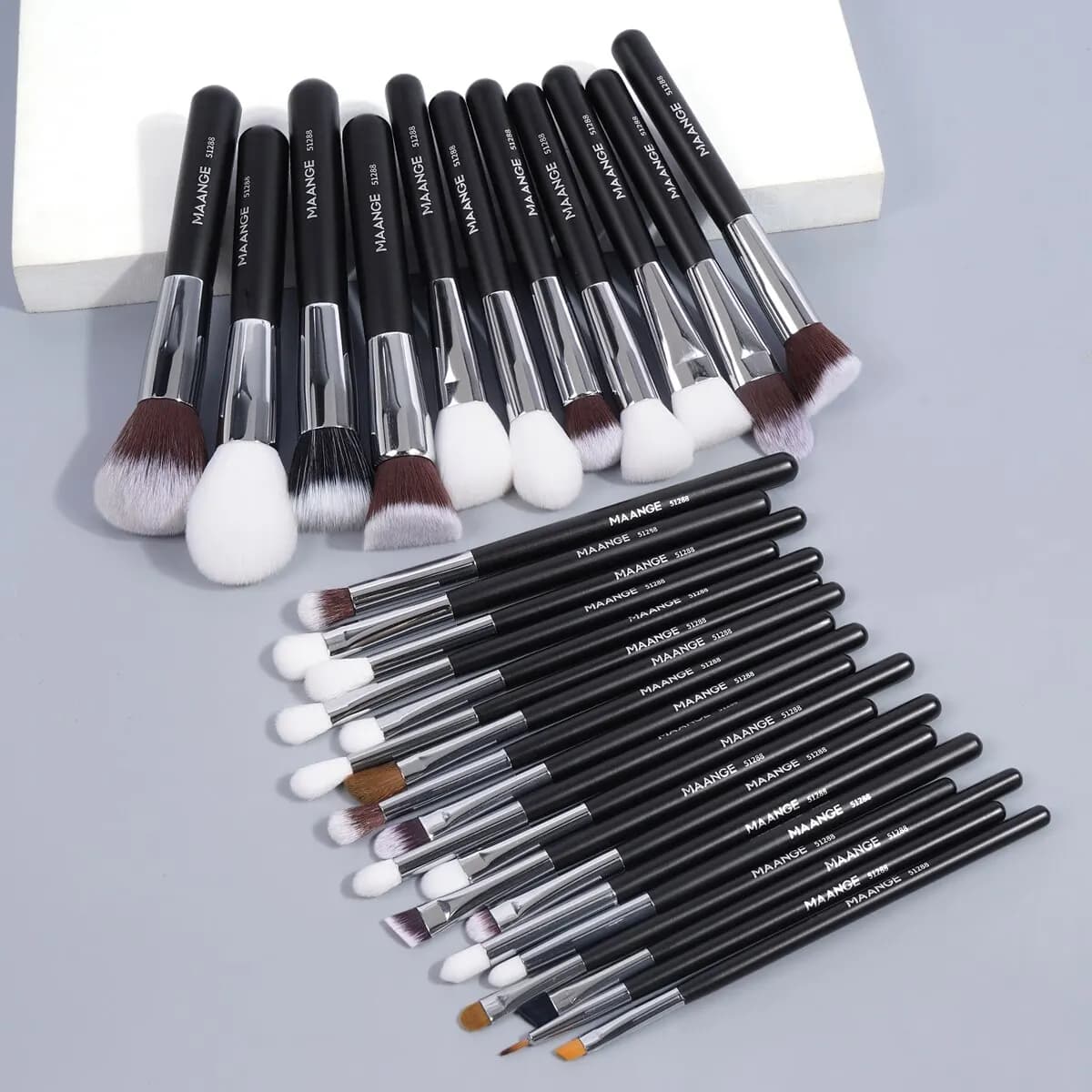 30 pcs set of brushes for professional make-up cosmetic tools foundation shade concealer brushes for mixing soft bristles powder