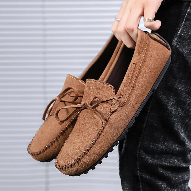 YRZL 2025 nuovi mocassini da uomo slip on scarpe casual comodi mocassini da guida leggeri antiscivolo per uomo in morbida pelle di grandi dimensioni