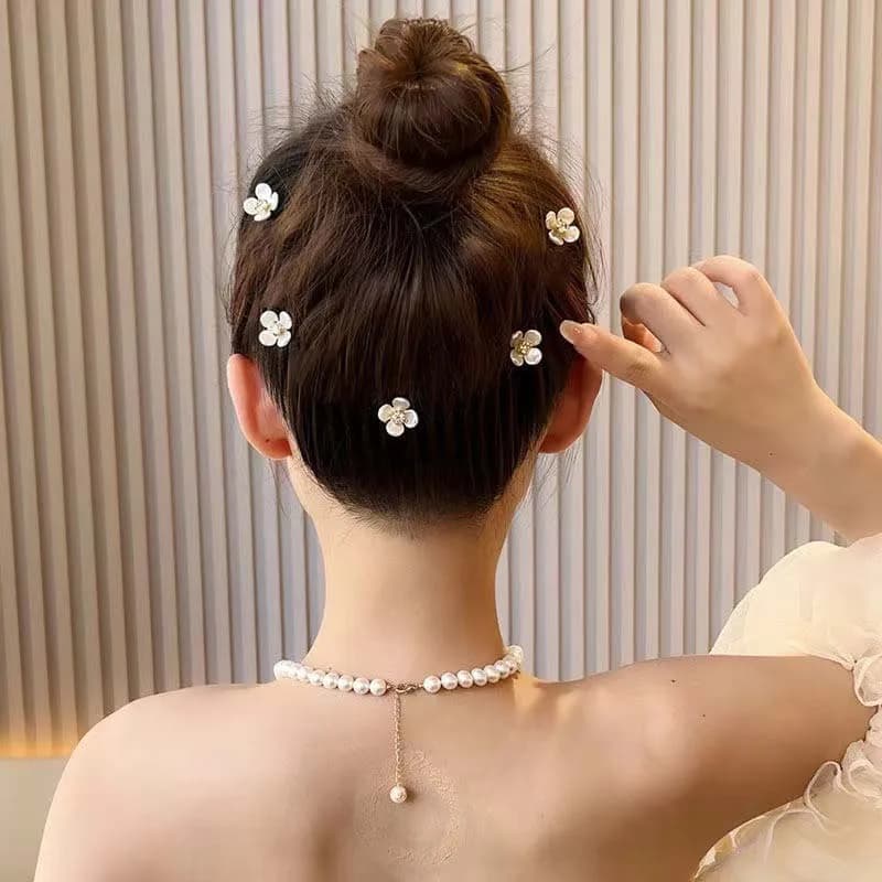 10Pcs Rhinestone Flower Decor Hair Ring for Women Sweet White Petal Hair Braid Rings Clips Hair Braiding Metal Cuffs Decorati