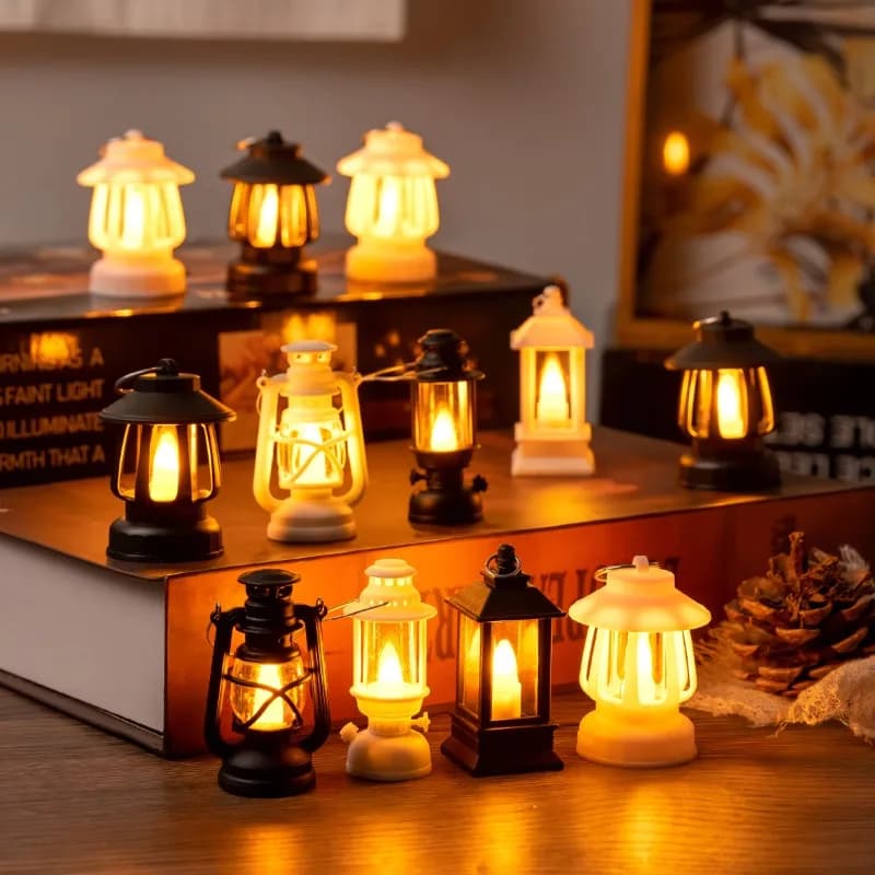 6 cm Mini Led Retro Incandescente Pony Lanterna Simulazione Cande Luce per Accessori per la casa delle bambole Lampada in miniatura Decorazione della casa della bambola Giocattolo