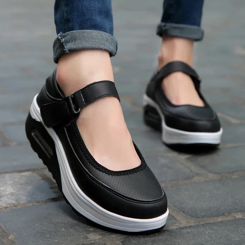 Scarpe da ginnastica vulcanizzate moda donna piattaforma tinta unita appartamenti scarpe da donna casual zeppe traspiranti scarpe da ginnastica da passeggio da donna