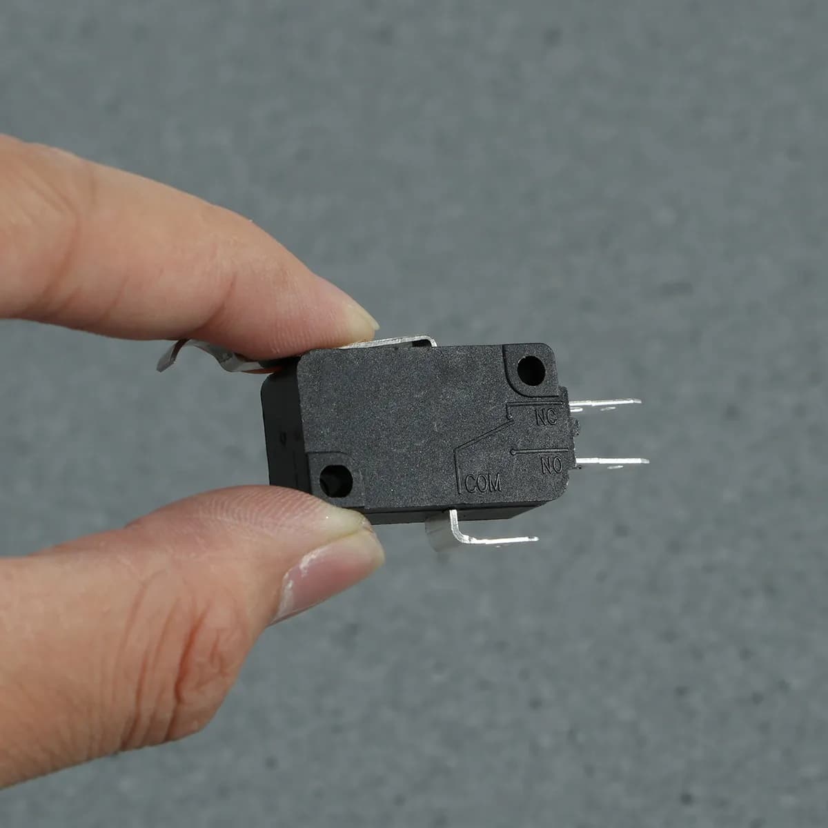 12Pcs Micro Electric Limit Switch Long Hinge Lever Pin Package Excellent Touch for Communication Business Machine Micro Types