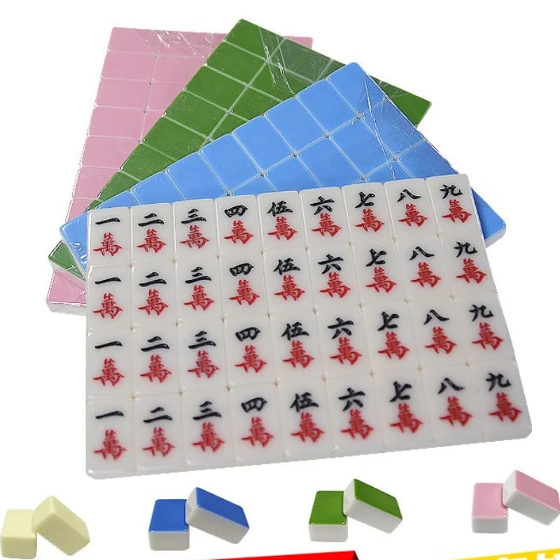 Nuovo mini mahjong portatile da 24 mm per riunioni di famiglia in stile cinese Gioco per famiglie Tempo libero Piastrelle dormitorio all'aperto 144 pezzi