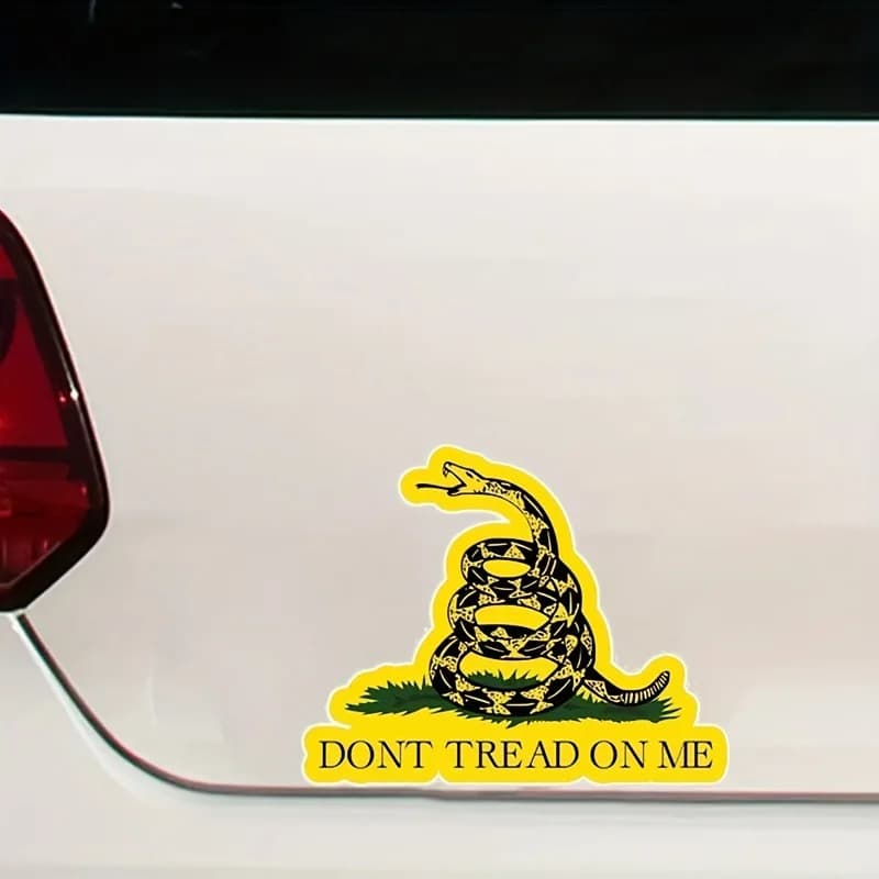 Gadsden Flag Don't Tread On Me Adesivo in vinile per auto camion SUV Van Finestra Paraurti Parete Laptop Tablet Tazza Tumbler e qualsiasi sm