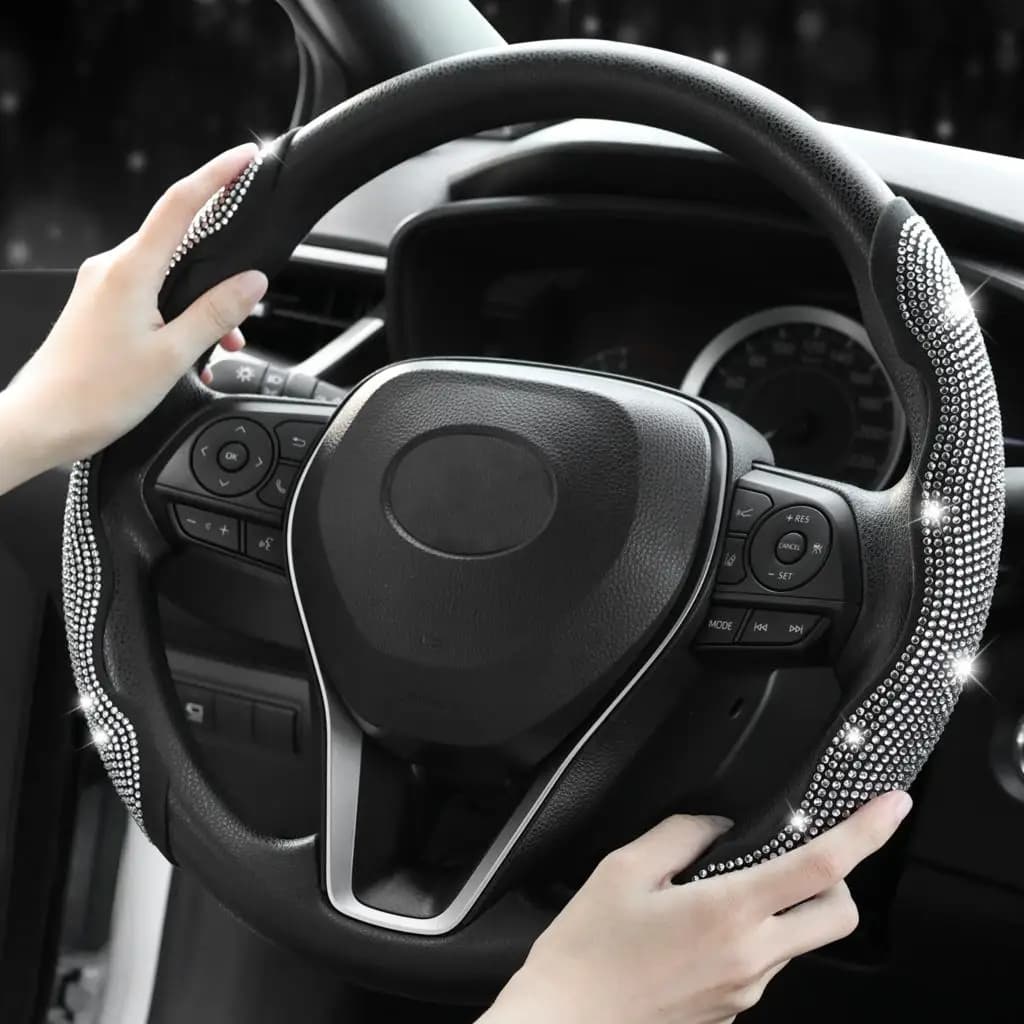 Coprivolante per auto in cristallo antiscivolo ultrasottile universale da 2 pezzi Booster Diamond Strass Decorazione interna scintillante