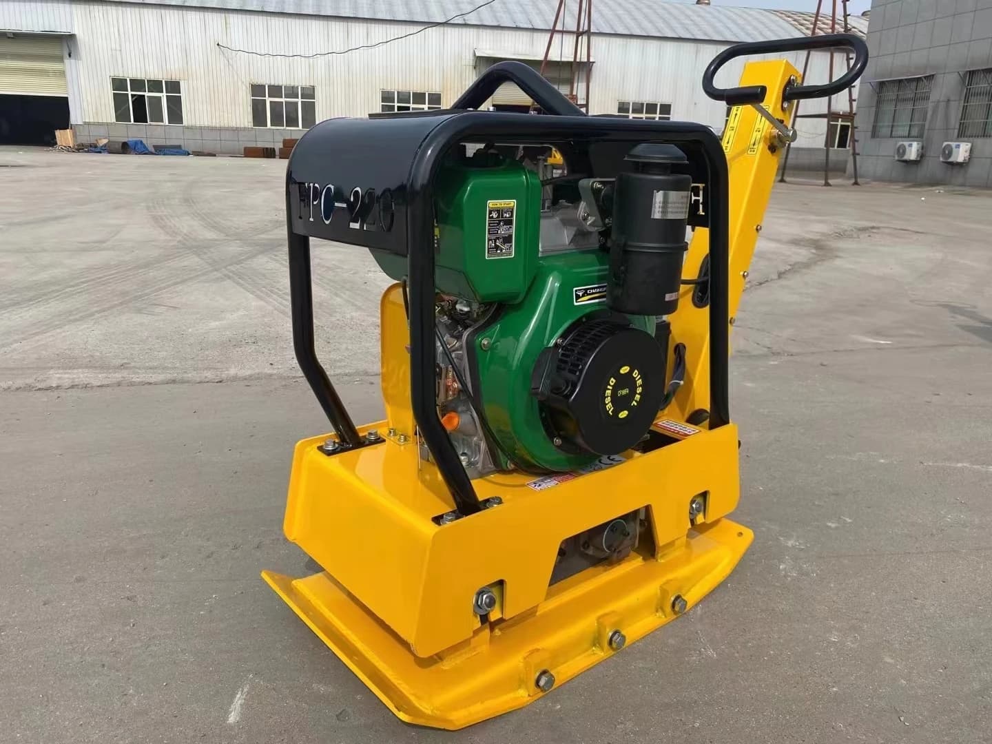 Compactor for vibrating plate Compactor for handle plate Weight compensator 220 kg 1000 lbs High power gasoline component