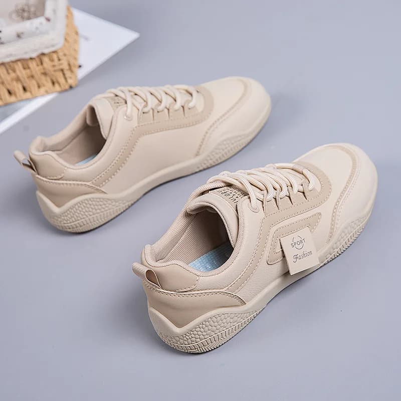 New autumn leather soft soled women's casual non slip sports board wear-resistant versatile white shoes