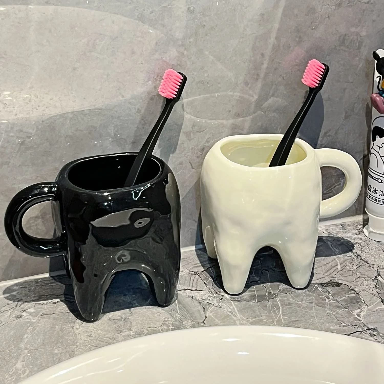 Porta spazzolino Amanti Tazze Ceramica Collutorio Tazza per spazzolino con manico Forme di denti creative Tazza Tazza Accessorio per il bagno di casa
