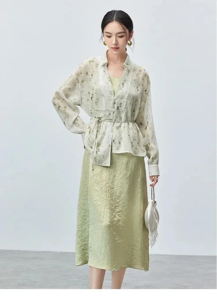 Completo coordinato da donna SENTUBILA 2026: Elegante vestito midi con stampa, scollo a V e camicia con lacci - Set da festa 143Z55545