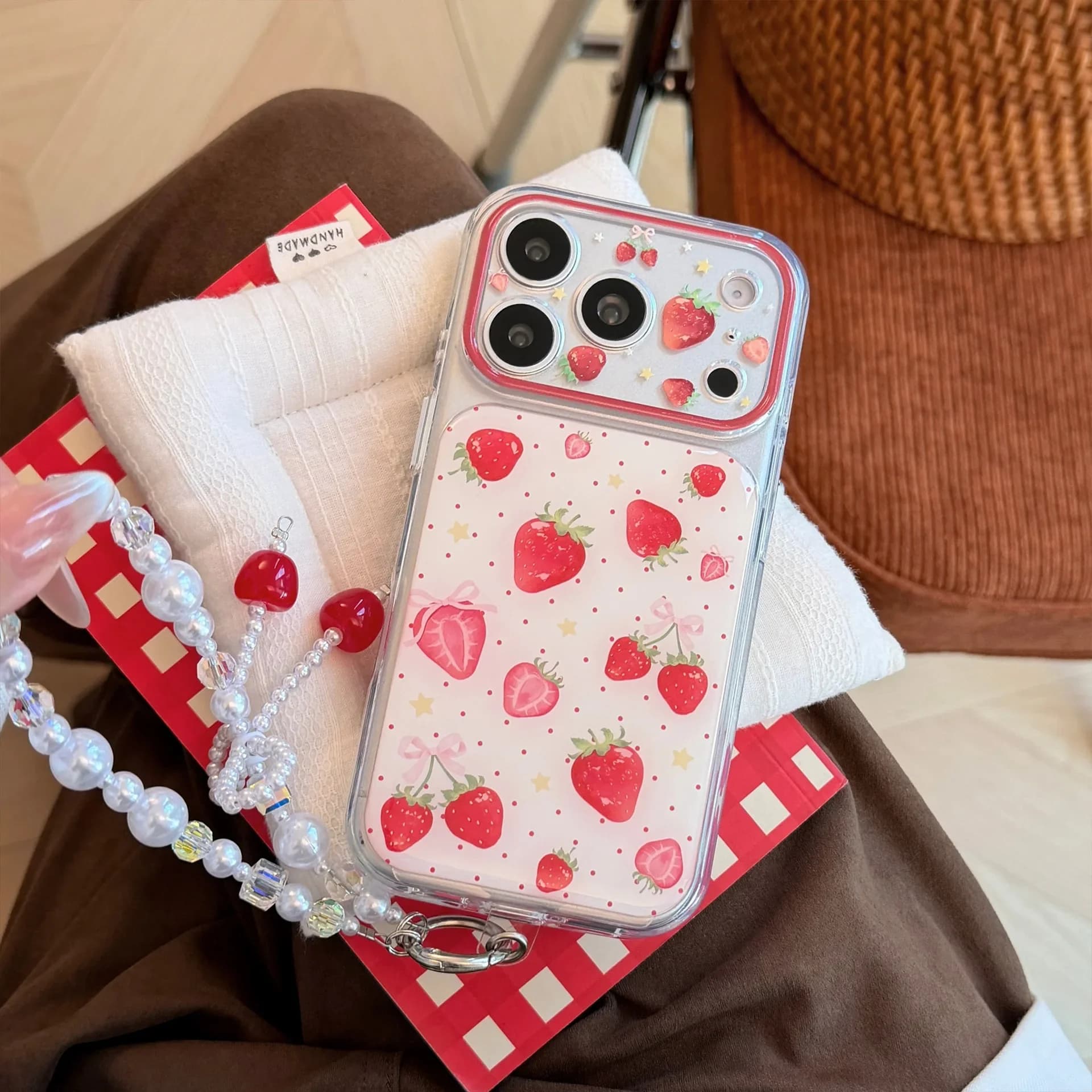 Korean Polka Dots Strawberry Pattern Drop Glue With Chain Phone Case For iPhone 17 16 15 14 Pro Max Clear Shockproof Soft Cover