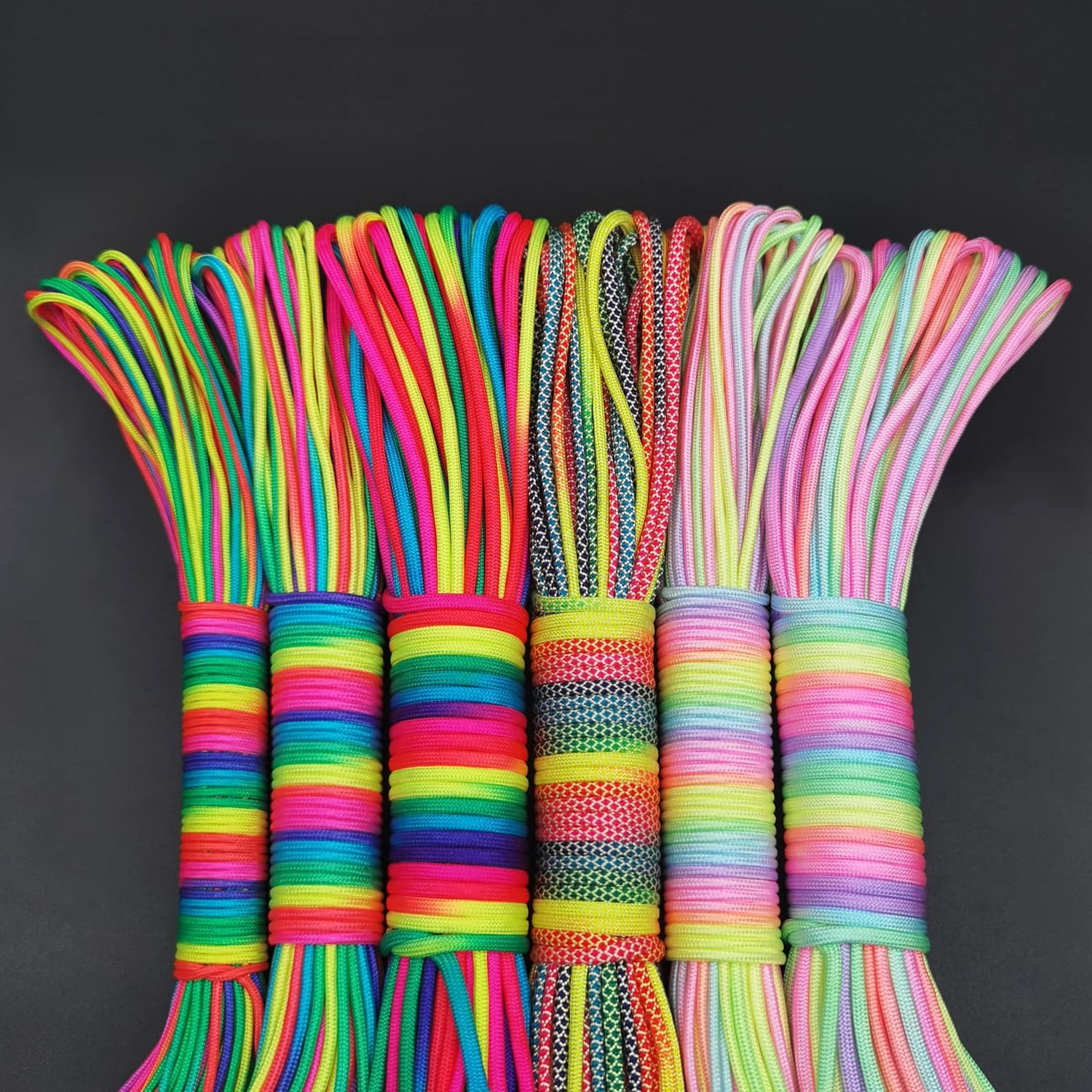 31 metri 2mm /3mm /4mm diametro Arcobaleno corda 7 fili corda per paracadute Arrampicata campeggio attrezzatura di sopravvivenza braccialetto corda per paracadute