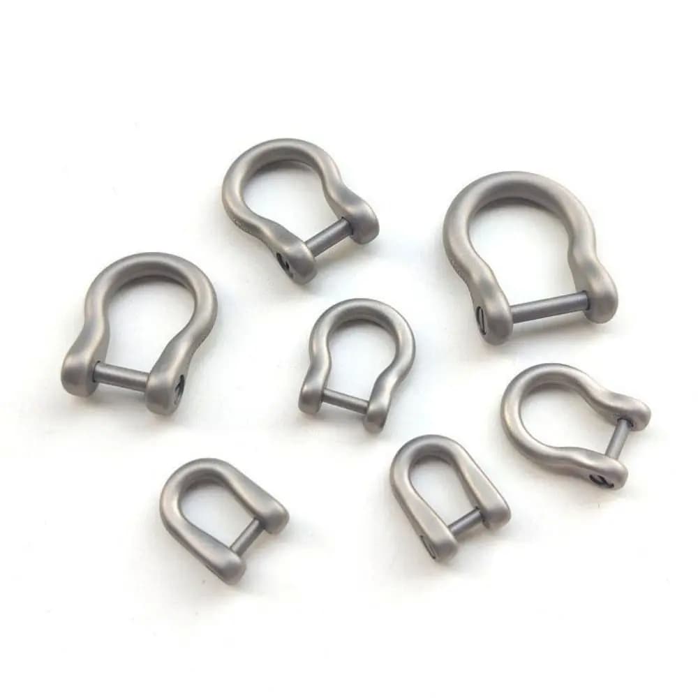 High Quality Horseshoes Buckles Titanium Alloy 10 Styles D Bow Staples Shackle Key Ring Outdoor Accessories