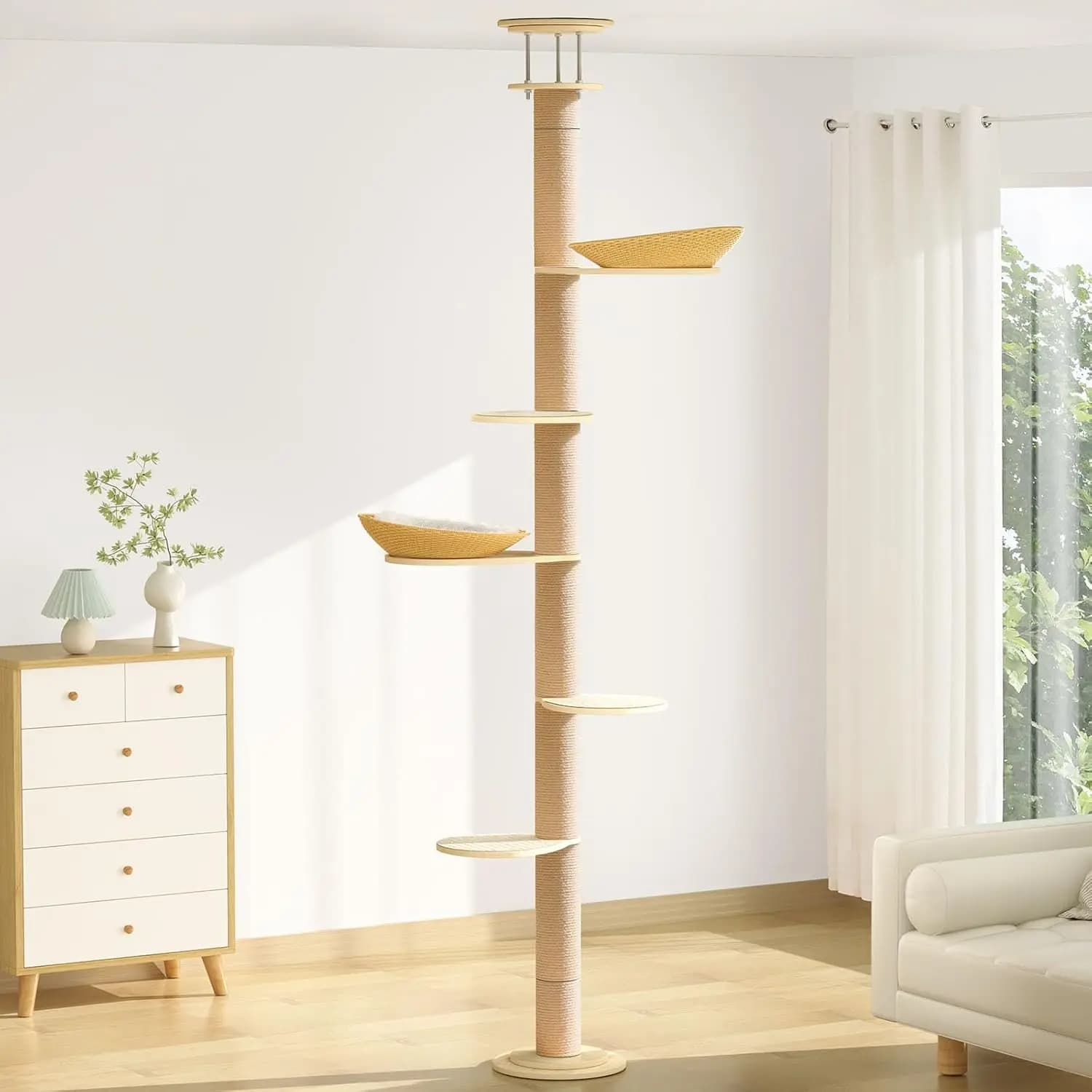 Albero per gatti a sei livelli regolabili in altezza, da pavimento a soffitto, in legno massello, con posti per grattare e cuccia, per gatti adulti di taglia grande da interno.