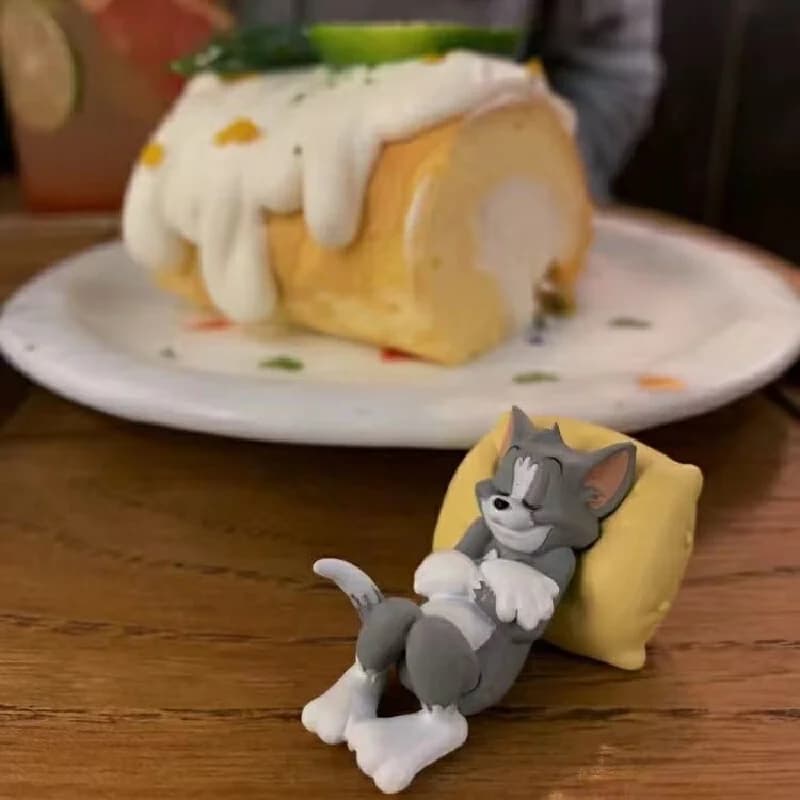 Tom e Jerry Gatto e topo Accessori per auto Decorazioni interne per auto Libri carini Artigianato per il desktop Bambole Piccoli ornamenti