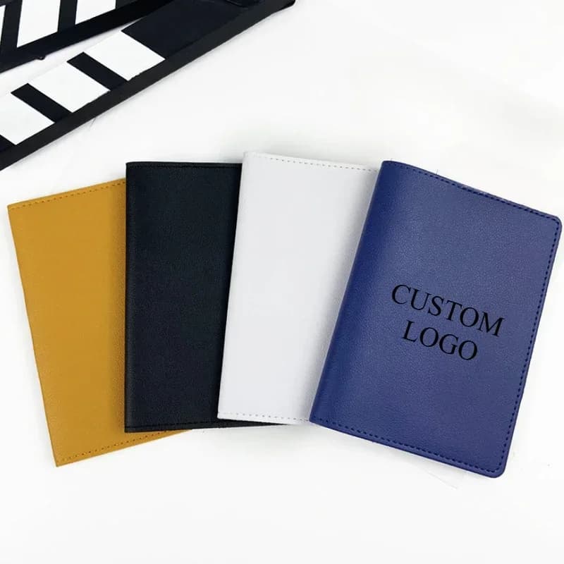 La cover per passaporto in pelle PU con nome logo personalizzato personalizza la custodia da viaggio con numero