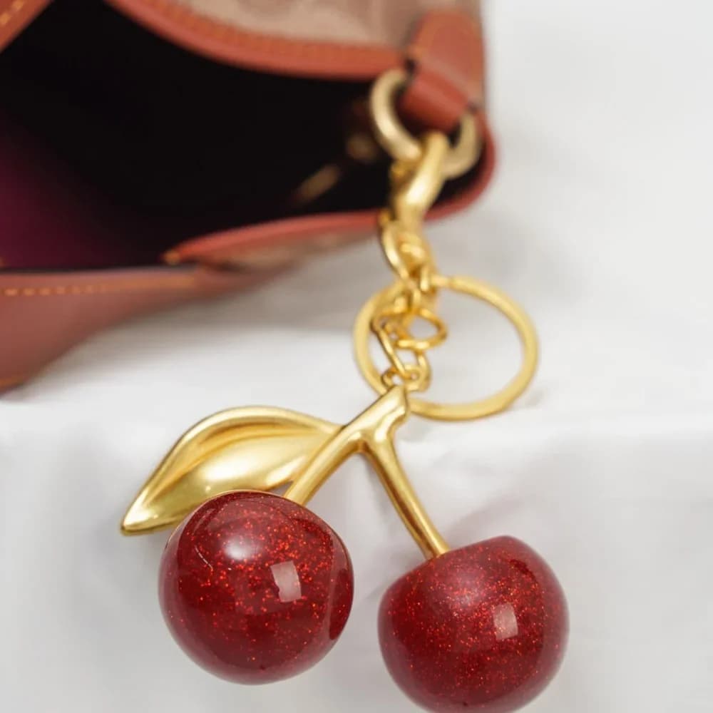Nuovo Portachiavi Ciliegia Rossa, Ciondolo Frutta Estiva, Portachiavi per Uomo e Donna, Accessori per Auto e Zaini, Regali