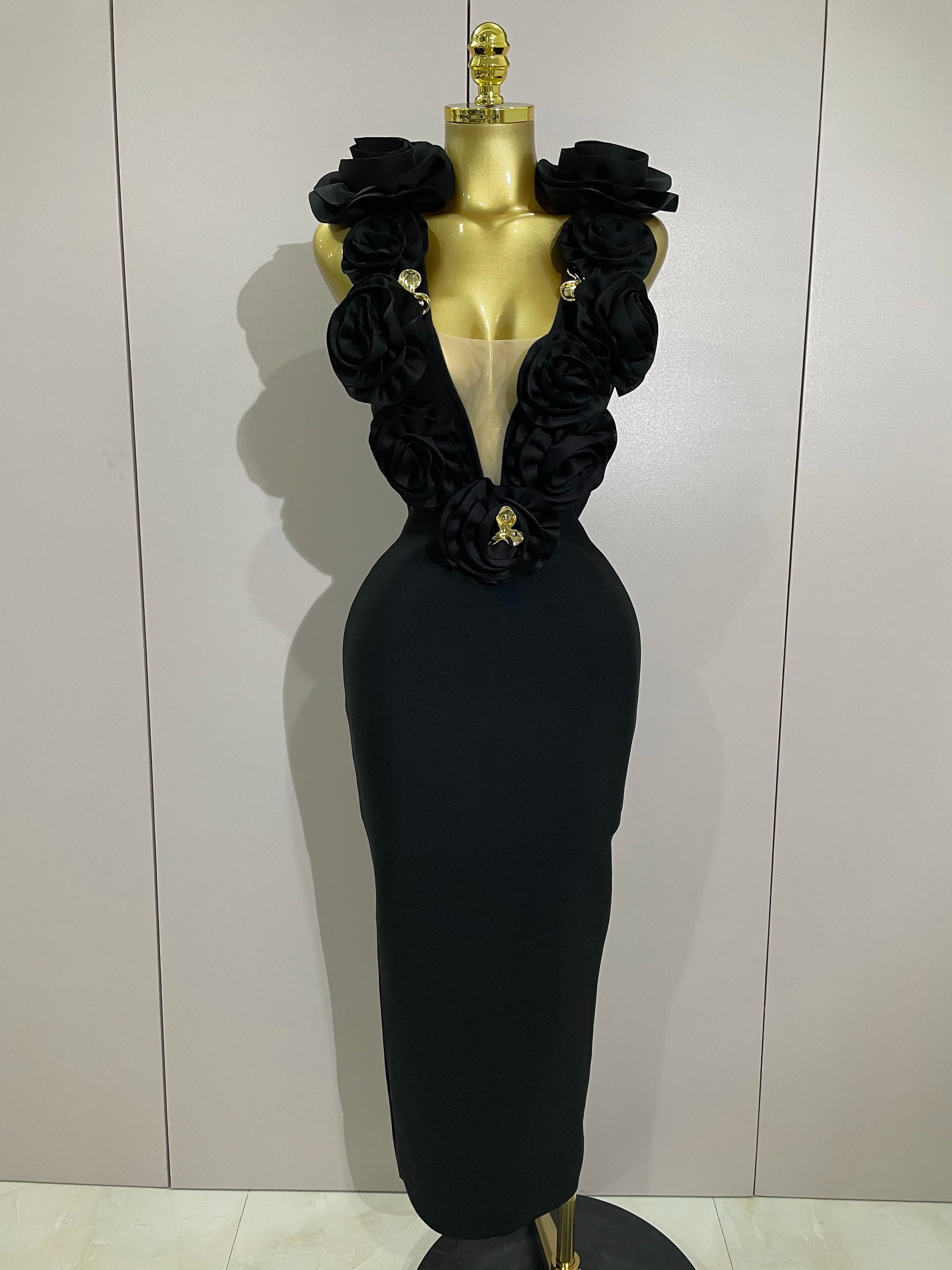 2025 Moda sexy Nero 3D Fiore senza maniche aderente Abito lungo dalla fasciatura Donna Celebrity Elegante festa di compleanno Abiti