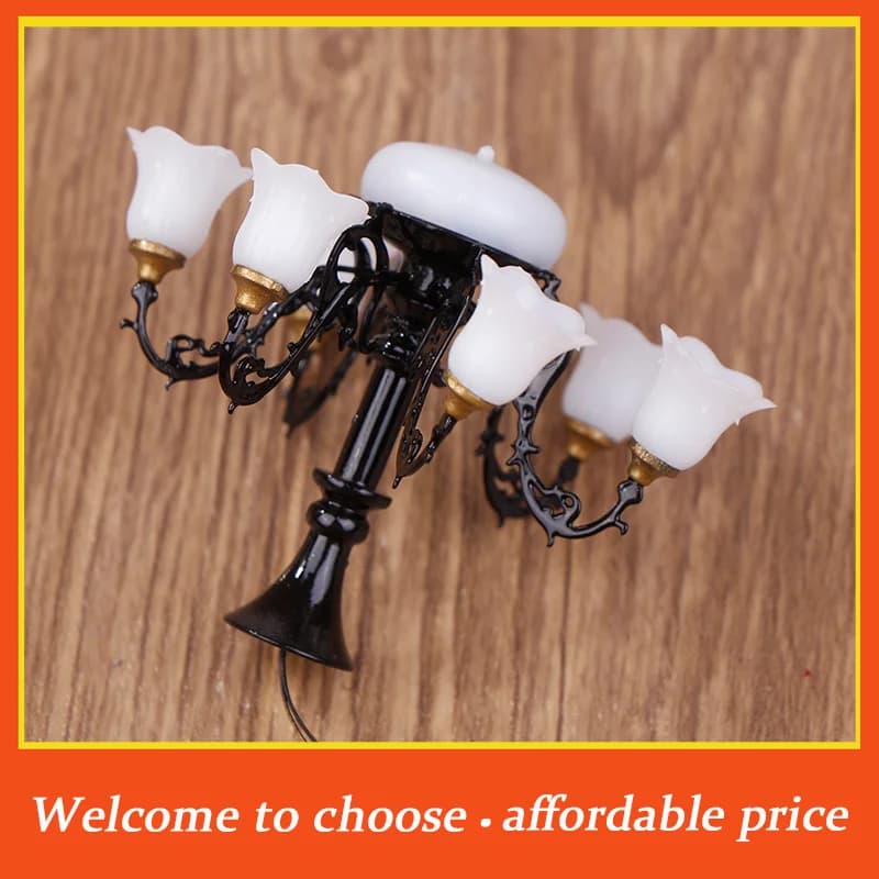 1 Pezzo Mini Lampada da Soffitto per Casa delle Bambole, Lampada da Parete, Lampada da Scrivania, Mini Illuminazione LED, Decorazione per la Casa, Mobili per Bambole, Giocattolo Luminoso