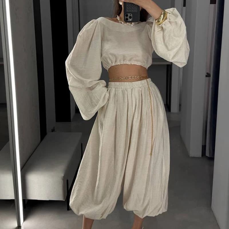 Completo da donna casual estivo 2026: Top corto a maniche lunghe a lanterna con scollo a V e lacci, e pantaloni a gamba larga, 2 pezzi