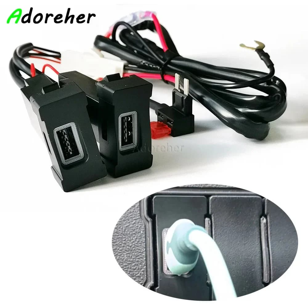 Caricabatteria da auto a ricarica rapida QC3.0 Presa doppia interfaccia USB Adattatore per caricabatteria da auto veloce per accessori giornalieri Iveco