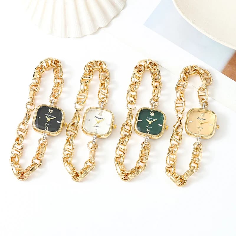 Orologio da donna di design di nicchia di fascia alta, orologio da polso alla moda casual da donna al quarzo quadrato tempestato di diamanti di lusso leggero