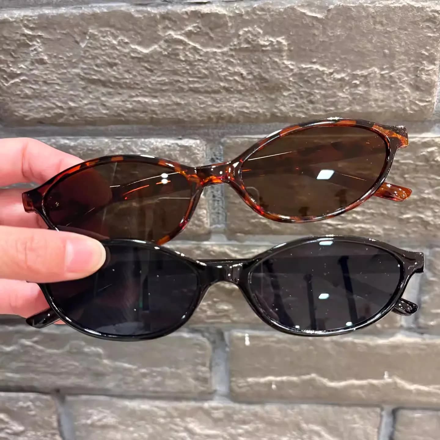 Y2K Fashion Oval Sunglasses for Women Retro Small Frame Cat Eye Commuting Sunglasses Design Travel Sunglasses UV400