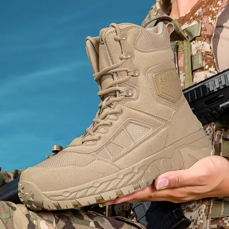 Stivali tattici da uomo Stringati Scarpe da trekking alla caviglia di marca Stivali da lavoro nel deserto Scarpe da arrampicata unisex impermeabili Zapatos Para Hombre Uomo
