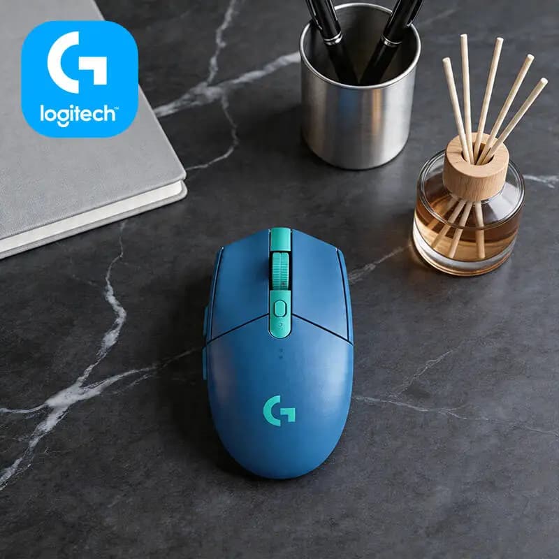 Mouse da Gaming Wireless Logitech G304 LIGHTSPEED, 12000 DPI, Latenza 1ms, Sensore HERO, Batteria 250 Ore, Affidabile per Utenti Professionisti