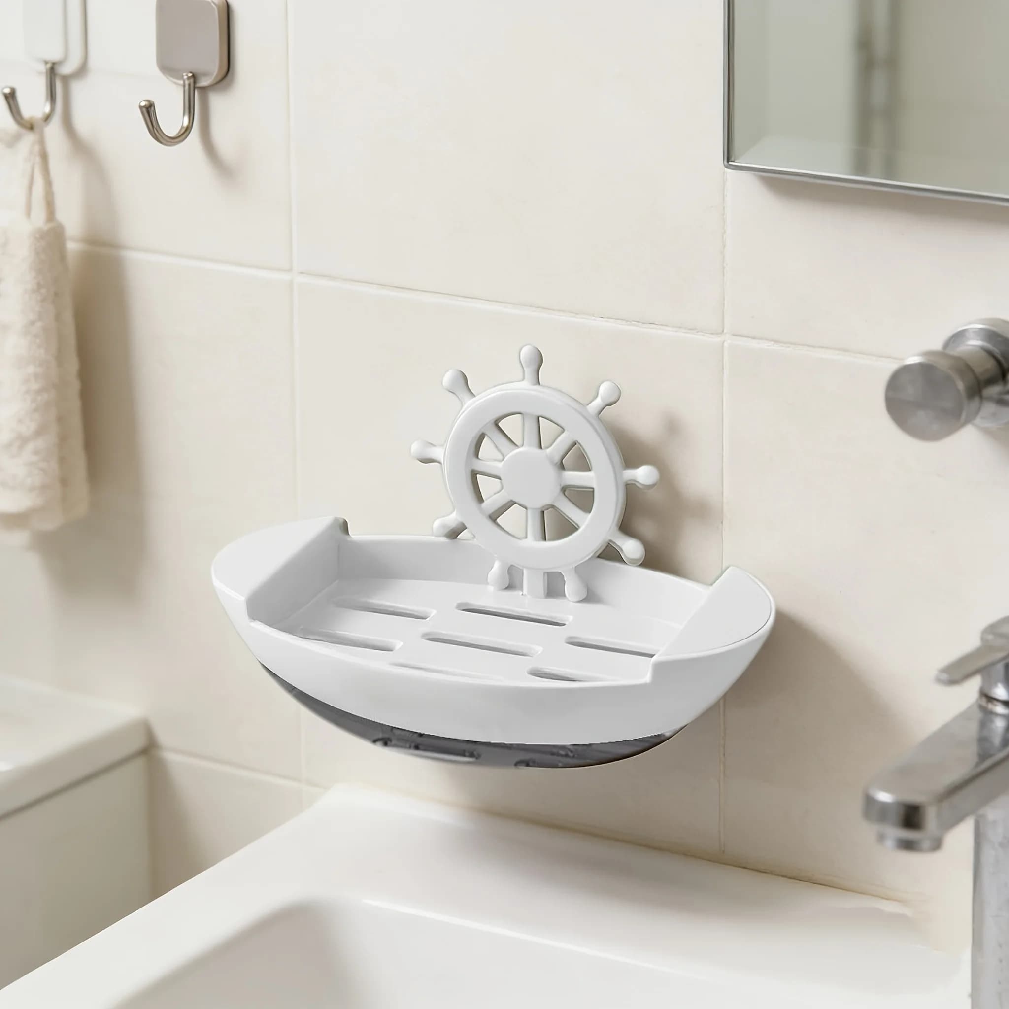 Soap Dish in The Shape of a Boat - Wall-Mounted, No Drilling Required, Suitable for Bathrooms, Soap Storage Box