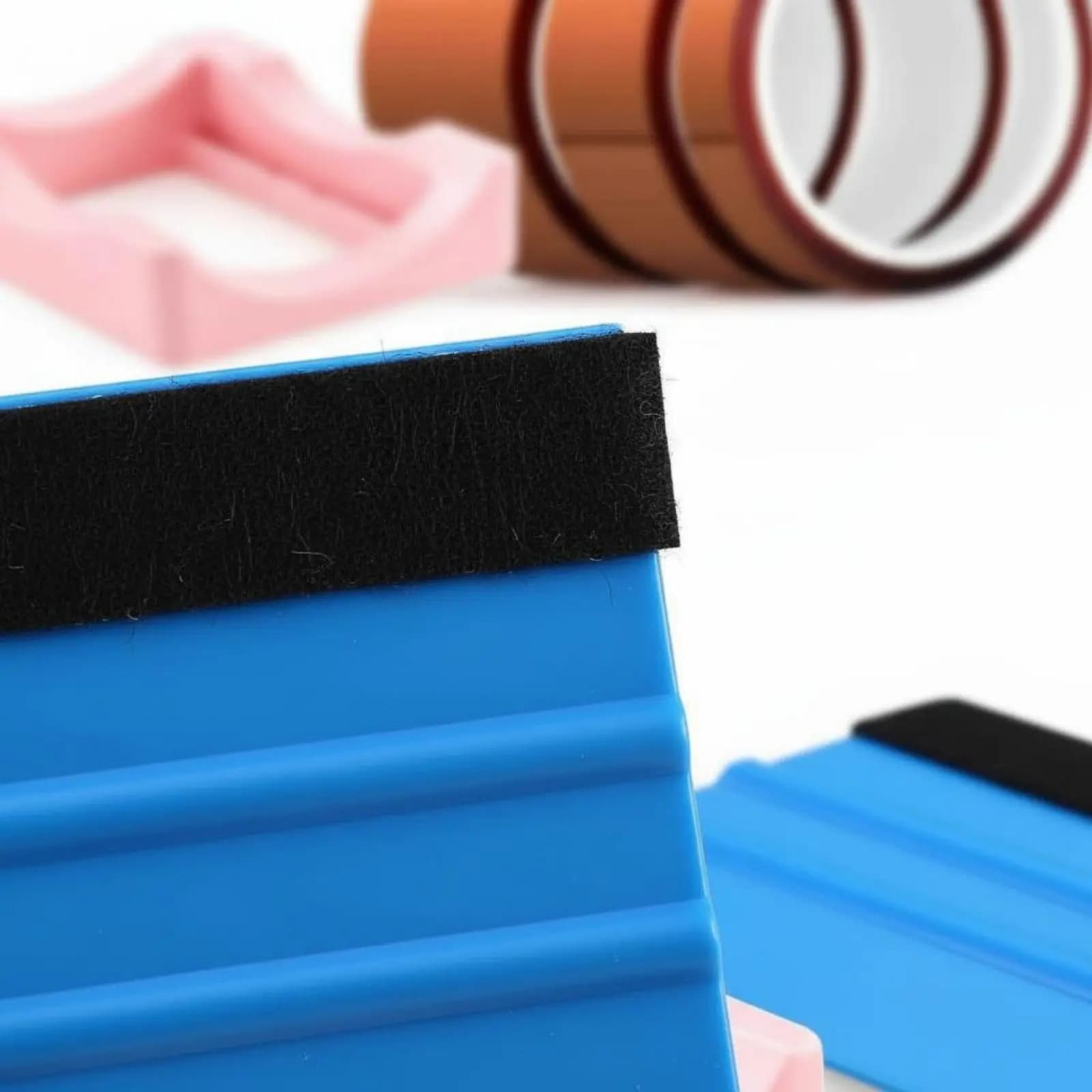 Kit di Strumenti per Applicazione Vinile da 5 Pezzi, Set di Supporti per Tazze con Design a Doppia Angolazione e Apertura Integrata per Squeegee