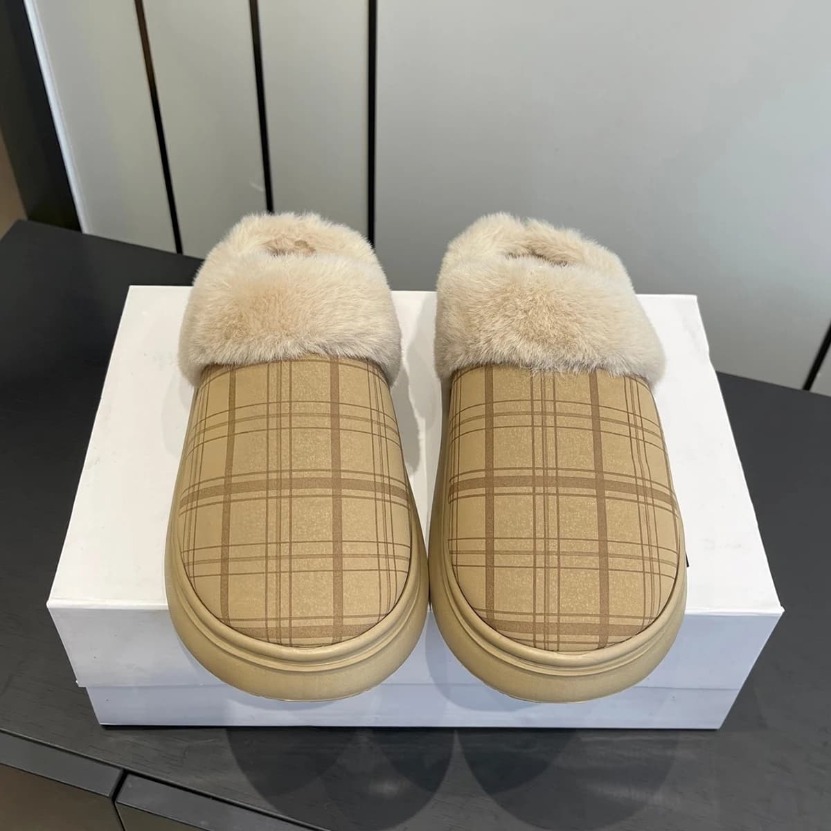 2026 New Arrival Women Platform Mule Slippers Fuzzy Fleece Lined Plaid Print Slip‑On Winter House Shoes--wy87