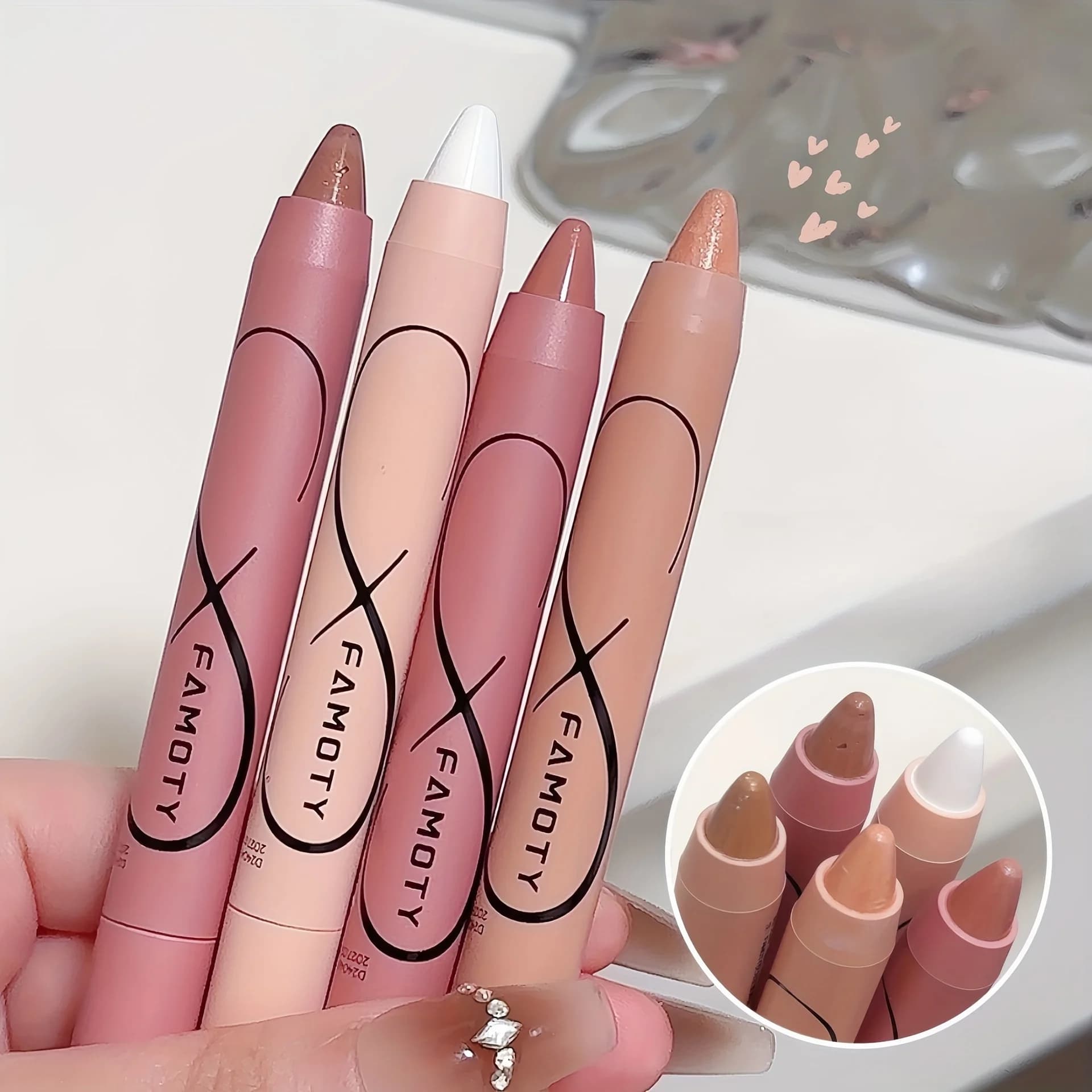 Stick per ombretti glitter opachi con baco da seta sdraiato perlato - Evidenziatore per ombretti Penna per eyeliner schiarente perlescente bianco cosmetico