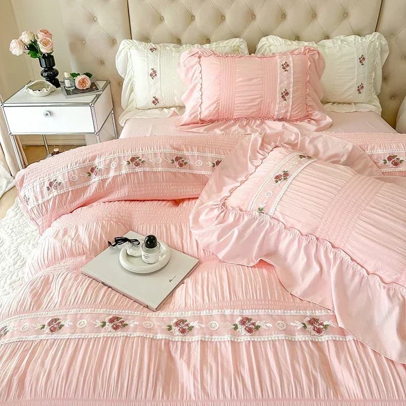 Set biancheria da letto in garza a bolle di pizzo ricamato francese Set copripiumino matrimoniale in stile principessa elegante rosa Set copripiumino arruffato