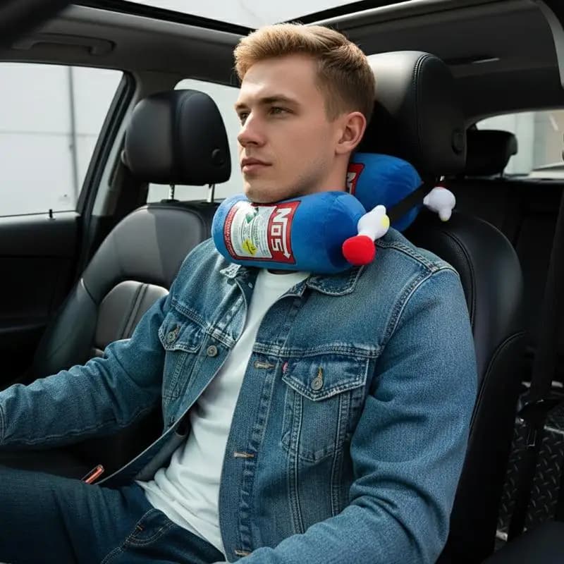 Cuscino per il Collo da Auto a Forma di Bombola NOS (Ossido di Azoto) Creativo, Morbido e Peluche, Poggiatesta per Auto, Decorazione Auto, Supporto per il Collo, Cuscino per Sedile