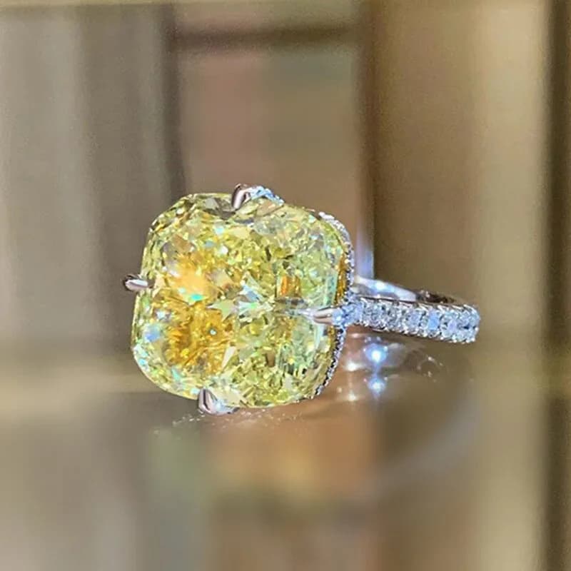 2026 New Elegant Korean New Zircon Ring Female Imitation Yellow Crystal Wax Set Square Fat Jewelry for Banquet Attendance
