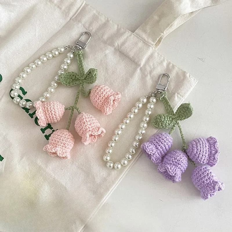 Portachiavi alla Moda Fatti a Mano con Fiori Lavorati a Maglia, Ciondoli per Borsa e Auto con Fiori e Foglie in Lana all'Uncinetto, Charm Freschi per Borse, Regali