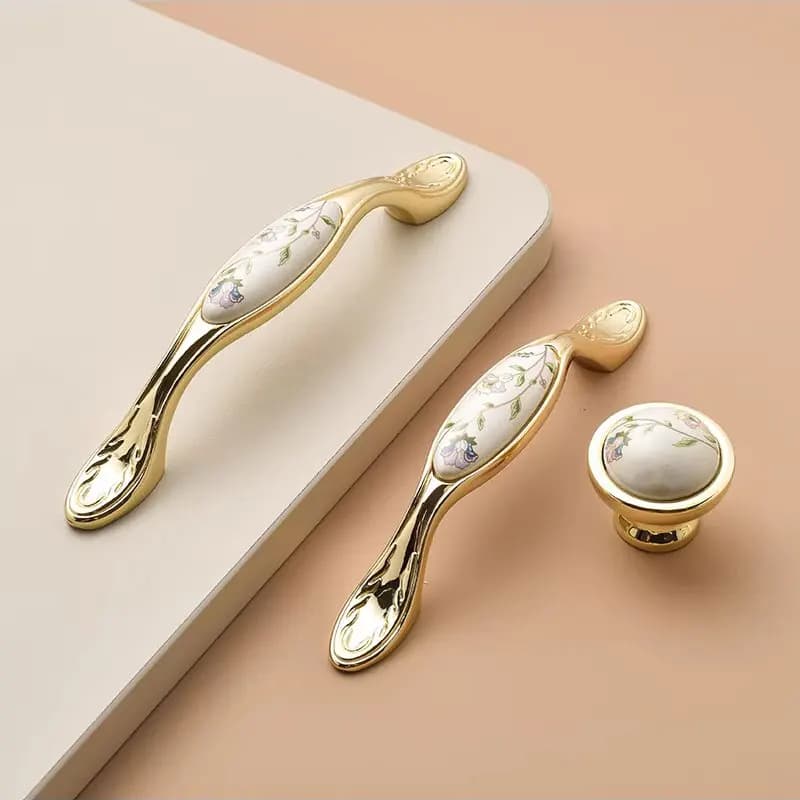 Maniglie per Mobili da Cucina in Ceramica Dorata Lucida, Pomelli Moderni Dorati per Cassetti e Armadi, Ferramenta di Lusso Leggero per Mobili