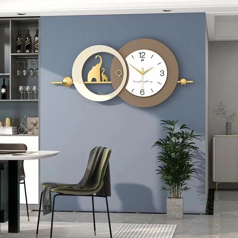 Orologio da parete moderno europeo di lusso Creativo in metallo Elefante Orologio decorativo di moda per la casa Orologio da parete per soggiorno Orologio al quarzo