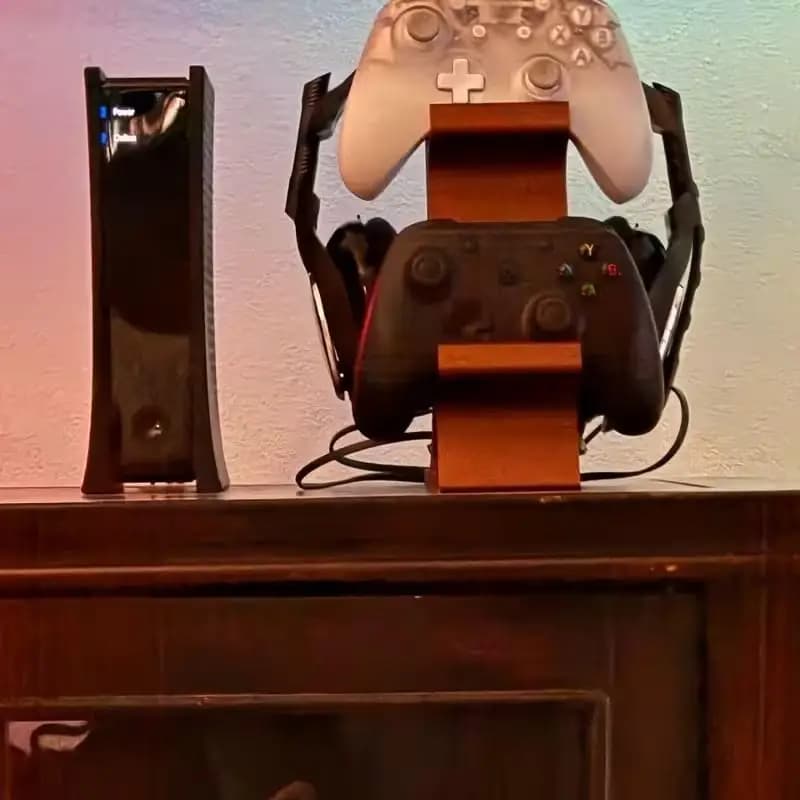 .Hot Sale-3-in-1 Controller Stand With Gaming Organizer Headset Holder For 2 Gamepads & 1 Headphone Non-Charging Desktop Dock