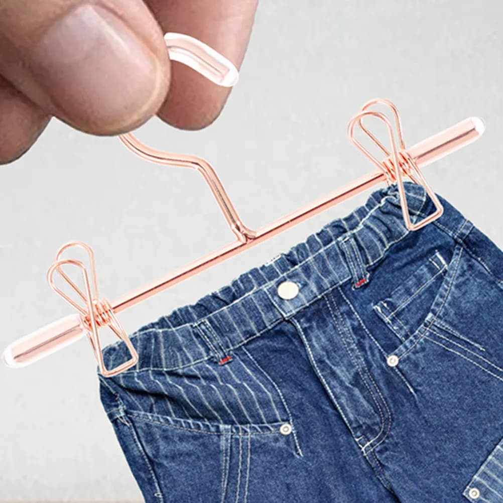 4 Pcs Mini Hangers Decors Clothes Miniature Apparel Coat Simulated Clothing Rack Jewellery Wardrobe Lifelike Tiny