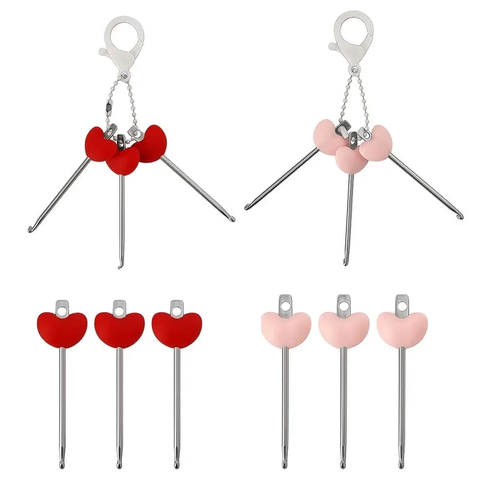 3Pcs/Set Red Heart Handle Mini Crochet Hooks Keychain Keyring Lightweight Crochet Keychain Portable Travel Crocheter Tool
