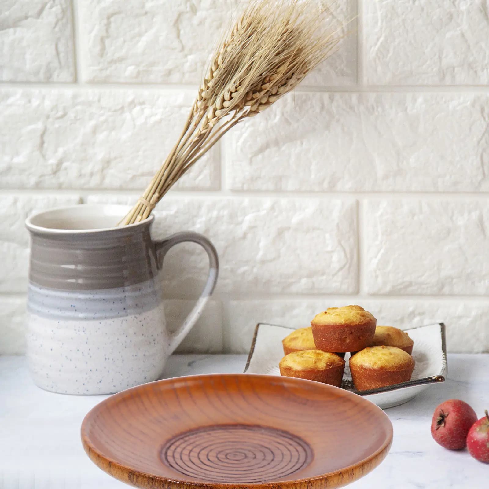Solid Wood Round Serving Tray Natural Finish for Fruits Dried Fruit Candies Sweets Snack Storage Home Kitchen Table Decor Plate