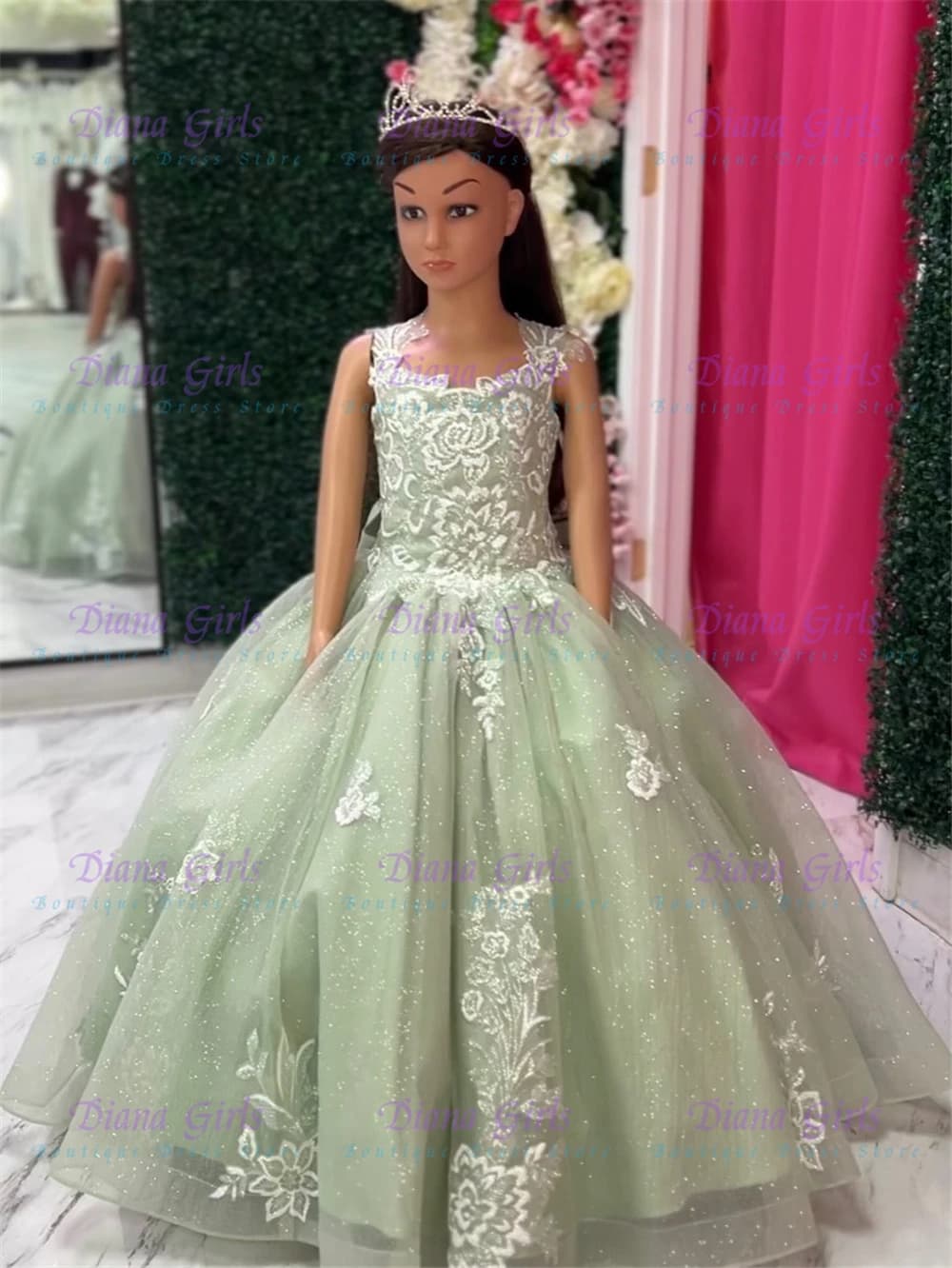 Nuovo Splendido Abito da Damigella Verde in Tulle Soffice con Applicazioni Raffinate per Piccole Principesse, Abiti da Sposa e da Sera